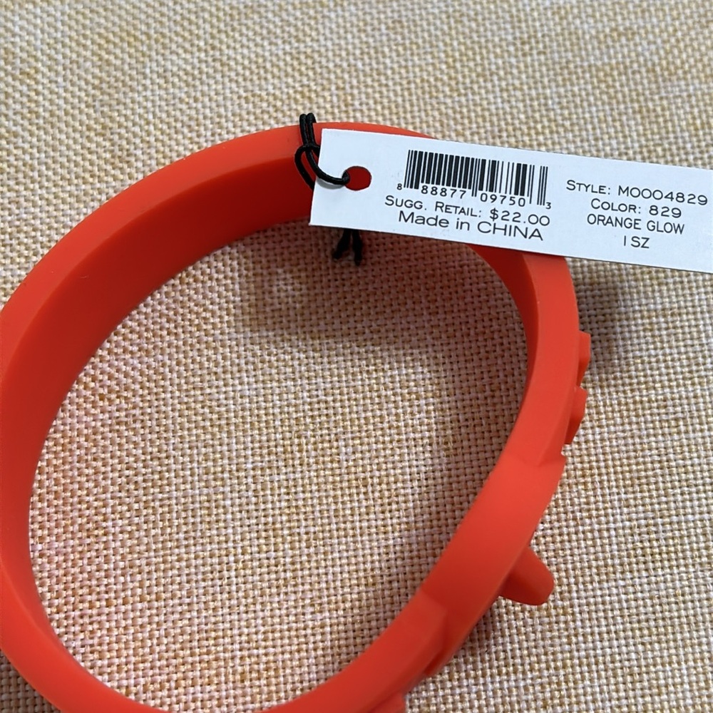 Marc Jacobs Bold Orange Wristband - Picture 4 of 4